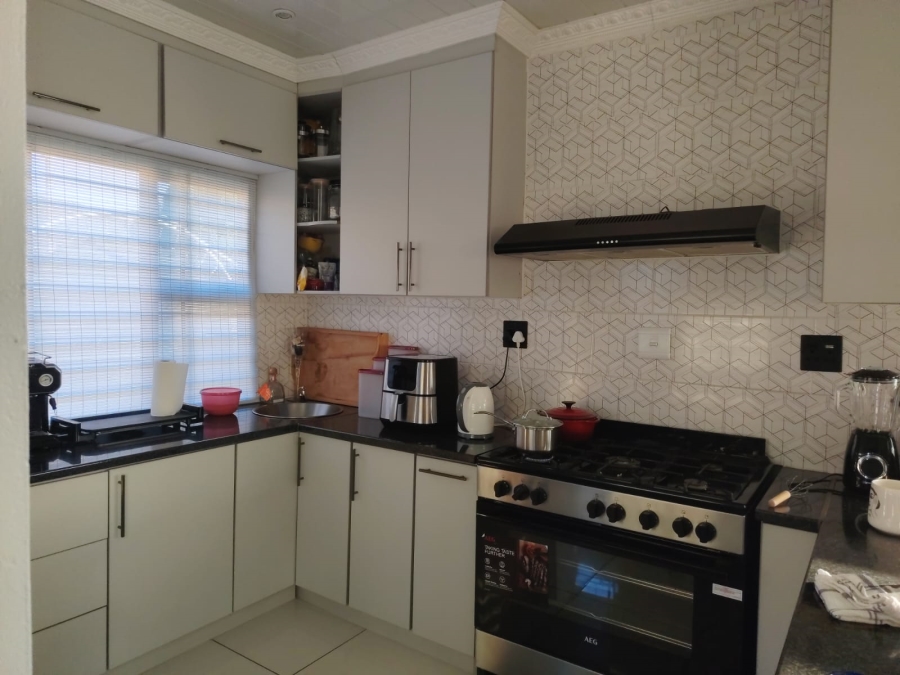 3 Bedroom Property for Sale in Tlhabane West North West